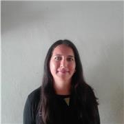 Profesora de apoyo escolar presencial, cuidado y formación en asignaturas como: inglés, español, matemáticas, música y religión